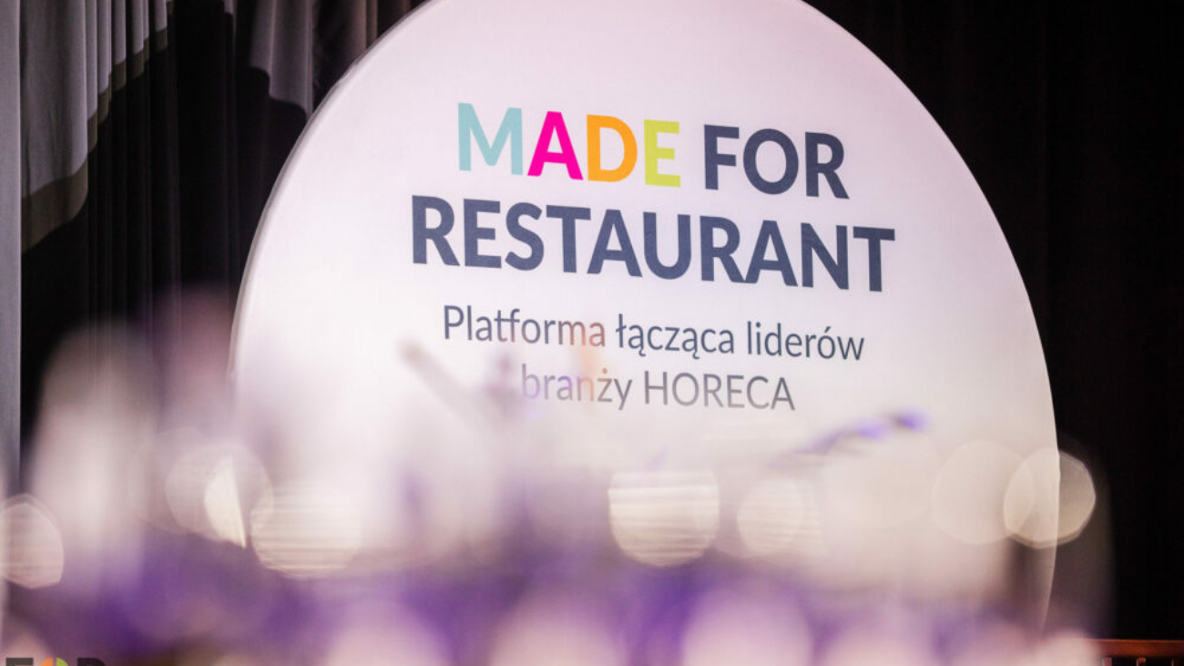 front wiadomości made for restaurant